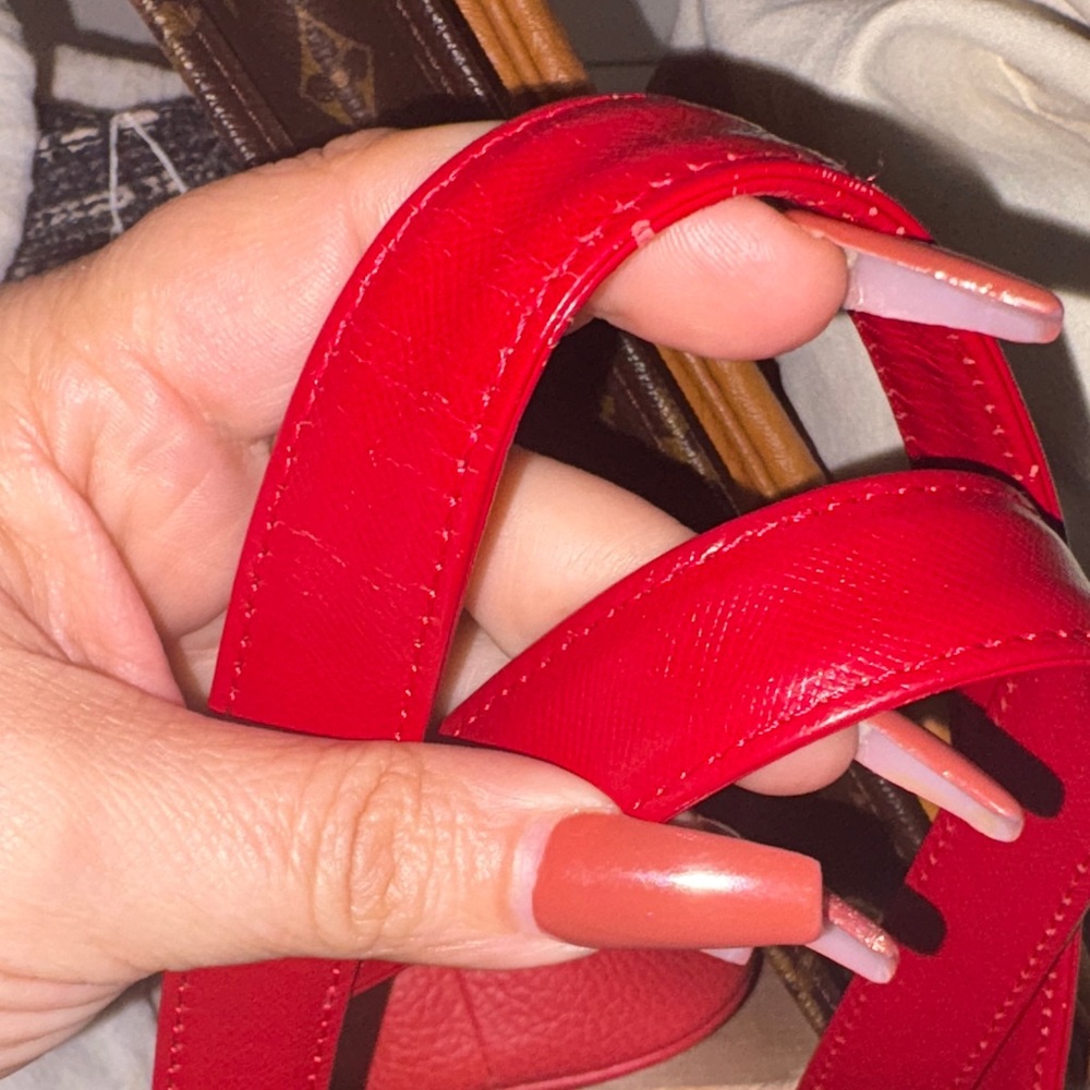 Burberry Plaid Canvas Tote with Red Leather Trim vintage - Picture 5 of 12